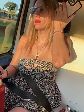 Snapshot of Gatitacarlita chatting on 01-02-25, 10:11 Gatitacarlita online show from 01-02-25, 10:11