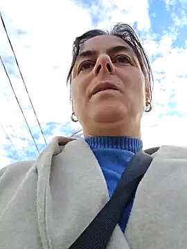 IsabelleCraft online show from 10-09-25, 07:06