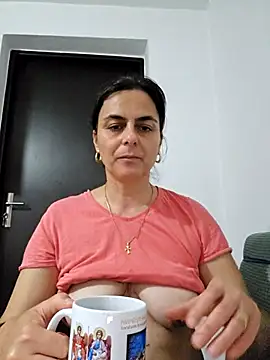 IsabelleCraft online show from 12-02-25, 02:12