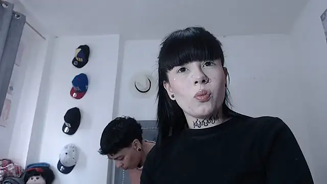 dulce maria x online show from 09-27-25, 11:48