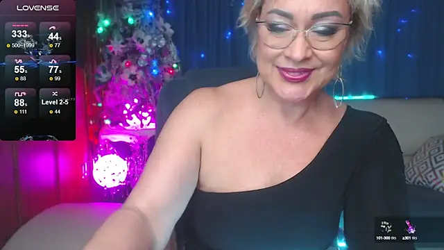 Snapshot of Ellen_Ripley chatting on 01-11-25, 03:42 Ellen Ripley online show from 01-11-25, 03:42