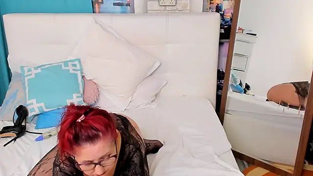 Snapshot of IvyHotFoxy chatting on 01-30-25, 09:04 IvyHotFoxy online show from 01-30-25, 09:04