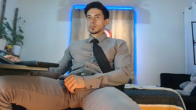 Snapshot of Andrew_4_ chatting on 02-20-26, 01:57 Andrew 4 online show from 02-20-26, 01:57