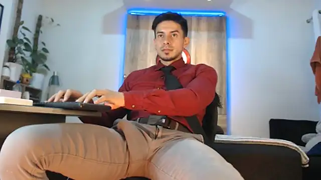 Snapshot of Andrew_4_ chatting on 03-21-26, 12:59 Andrew 4 online show from 03-21-26, 12:59