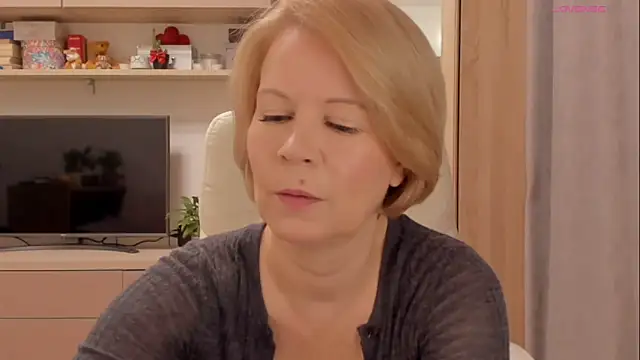 Snapshot of Jenny_Evans chatting on 02-23-26, 07:55 Jenny Evans online show from 02-23-26, 07:55