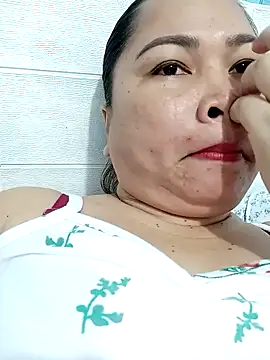 XXLorie 02 online show from 09-24-25, 01:20