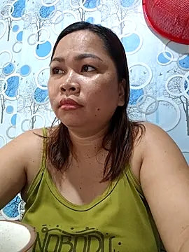 XXLorie 02 online show from 06-05-26, 10:48