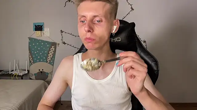 vladdymeow online show from 02-18-25, 12:37