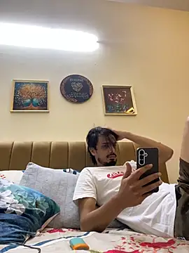 Snapshot of Talha266 chatting on 10-18-25, 06:52 Talha266 online show from 10-18-25, 06:52