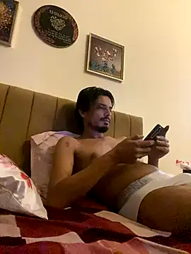 Snapshot of Talha266 chatting on 11-13-25, 03:38 Talha266 online show from 11-13-25, 03:38