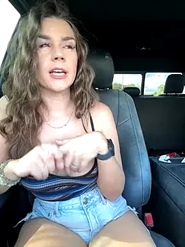 Snapshot of MaggyMayI chatting on 11-25-25, 05:02 MaggyMayI online show from 11-25-25, 05:02