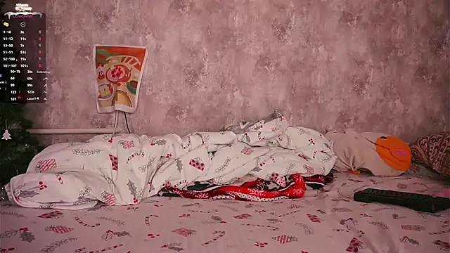 Snapshot of Evelively chatting on 12-27-24, 07:18 Evelively online show from 12-27-24, 07:18