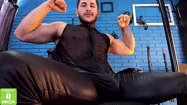 Snapshot of TheIan26 chatting on 12-04-25, 08:17 TheIan26 online show from 12-04-25, 08:17