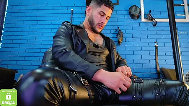 Snapshot of TheIan26 chatting on 12-14-25, 06:23 TheIan26 online show from 12-14-25, 06:23