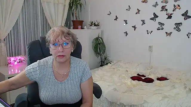 Ghertrude52 online show from 10-13-25, 03:28