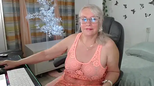 Ghertrude52 online show from 06-13-26, 04:10