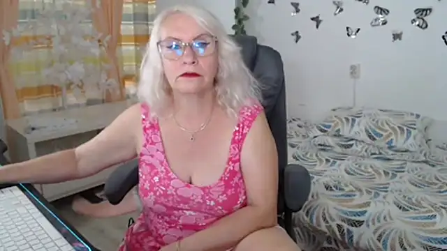 Ghertrude52 online show from 07-07-26, 06:47