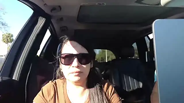 Snapshot of Foglove69 chatting on 02-19-26, 09:22 Foglove69 online show from 02-19-26, 09:22