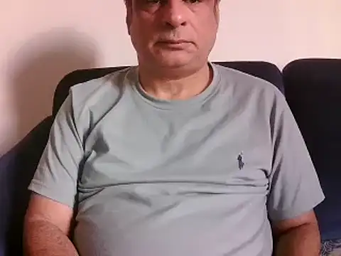 Snapshot of desipapaxxx chatting on 01-18-25, 03:42 desipapaxxx online show from 01-18-25, 03:42