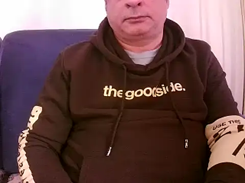 Snapshot of desipapaxxx chatting on 01-18-25, 07:49 desipapaxxx online show from 01-18-25, 07:49