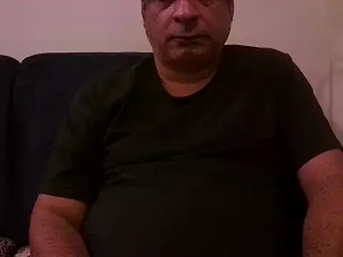 Snapshot of desipapaxxx chatting on 01-24-25, 06:35 desipapaxxx online show from 01-24-25, 06:35