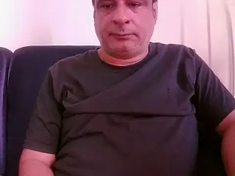 Snapshot of desipapaxxx chatting on 02-04-25, 11:49 desipapaxxx online show from 02-04-25, 11:49