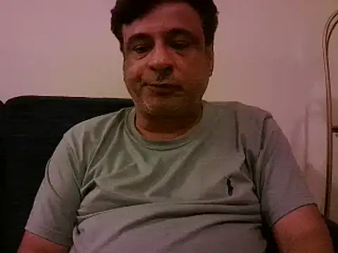 Snapshot of desipapaxxx chatting on 02-09-25, 06:47 desipapaxxx online show from 02-09-25, 06:47