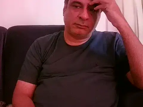 Snapshot of desipapaxxx chatting on 02-14-25, 11:10 desipapaxxx online show from 02-14-25, 11:10
