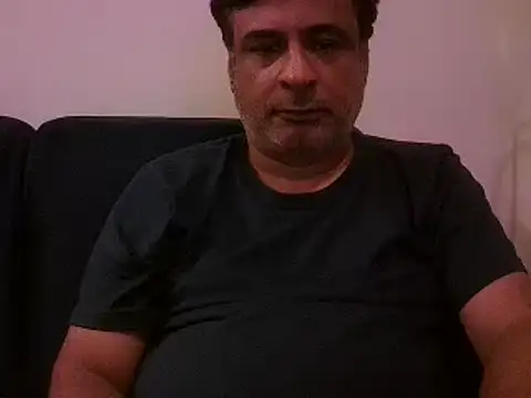 Snapshot of desipapaxxx chatting on 02-15-25, 08:43 desipapaxxx online show from 02-15-25, 08:43