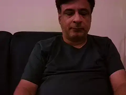 Snapshot of desipapaxxx chatting on 02-19-25, 07:59 desipapaxxx online show from 02-19-25, 07:59