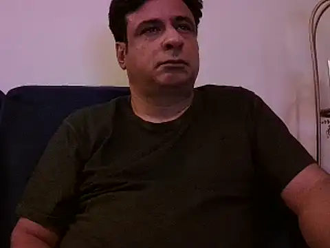 Snapshot of desipapaxxx chatting on 02-20-25, 07:52 desipapaxxx online show from 02-20-25, 07:52