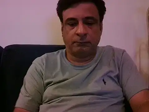 Snapshot of desipapaxxx chatting on 02-25-25, 06:20 desipapaxxx online show from 02-25-25, 06:20