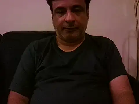 Snapshot of desipapaxxx chatting on 02-27-25, 07:15 desipapaxxx online show from 02-27-25, 07:15