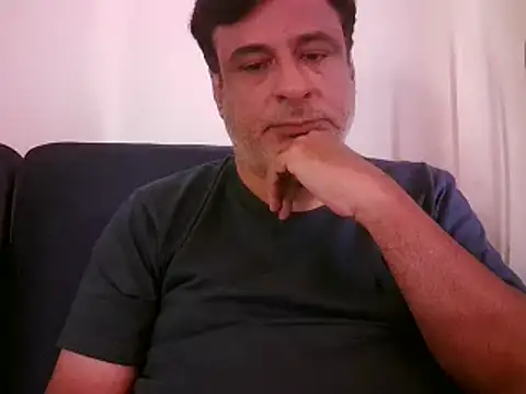 Snapshot of desipapaxxx chatting on 03-06-25, 07:57 desipapaxxx online show from 03-06-25, 07:57