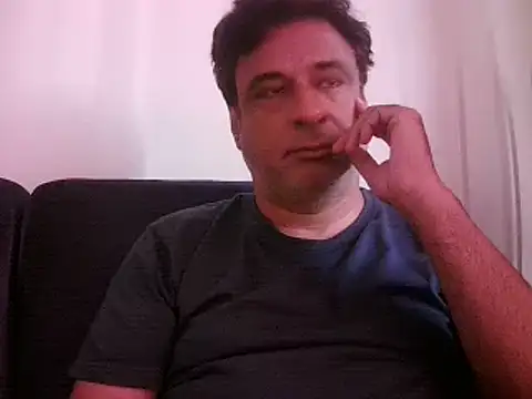 Snapshot of desipapaxxx chatting on 03-10-25, 03:45 desipapaxxx online show from 03-10-25, 03:45