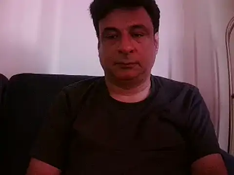 Snapshot of desipapaxxx chatting on 03-21-25, 03:12 desipapaxxx online show from 03-21-25, 03:12
