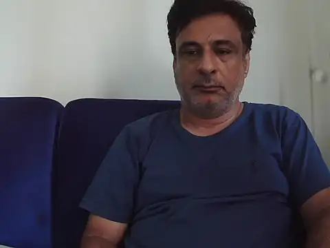 Snapshot of desipapaxxx chatting on 09-16-25, 04:46 desipapaxxx online show from 09-16-25, 04:46