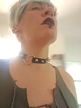 PinkTheHawk online show from 01-07-25, 01:17