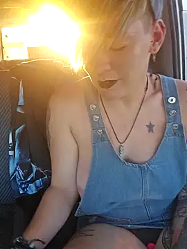 PinkTheHawk online show from 01-10-25, 07:25