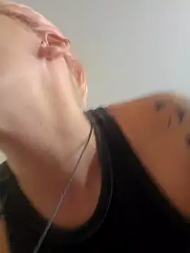 PinkTheHawk online show from 01-26-25, 10:13