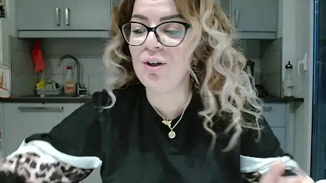 Snapshot of minerva_ chatting on 02-20-26, 05:24 minerva online show from 02-20-26, 05:24