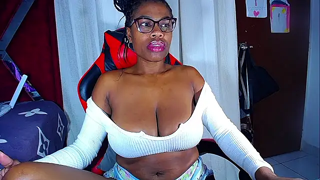 DanisaBrown online show from 01-07-26, 03:03