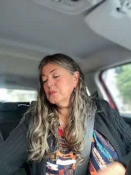 emma tour online show from 10-30-25, 03:46