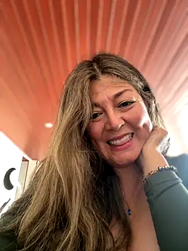 emma tour online show from 11-22-25, 09:14