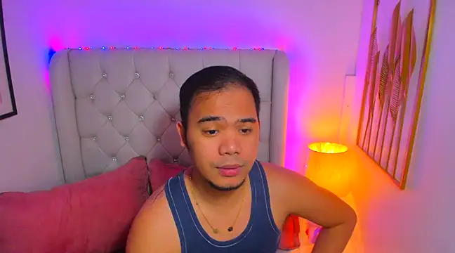 Snapshot of AsianZero chatting on 02-03-25, 05:24 AsianZero online show from 02-03-25, 05:24