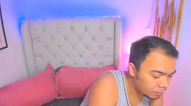 Snapshot of AsianZero chatting on 02-06-25, 05:30 AsianZero online show from 02-06-25, 05:30