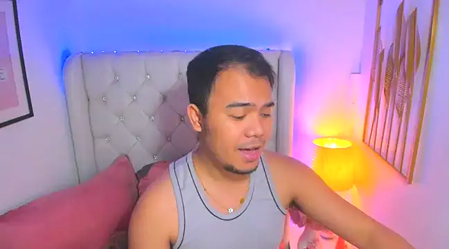 Snapshot of AsianZero chatting on 02-06-25, 08:34 AsianZero online show from 02-06-25, 08:34