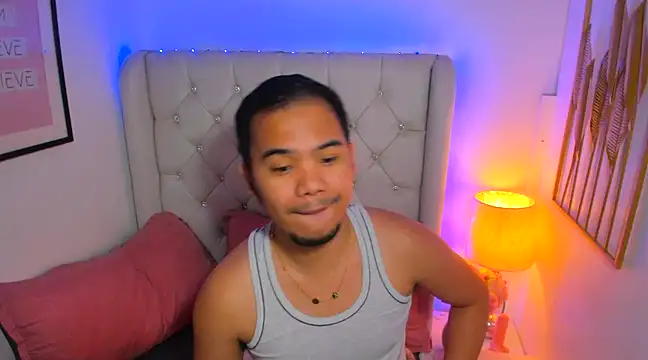 Snapshot of AsianZero chatting on 02-08-25, 09:25 AsianZero online show from 02-08-25, 09:25