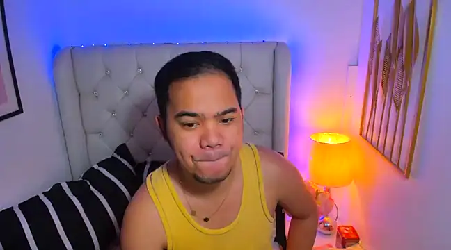 Snapshot of AsianZero chatting on 02-10-25, 07:36 AsianZero online show from 02-10-25, 07:36