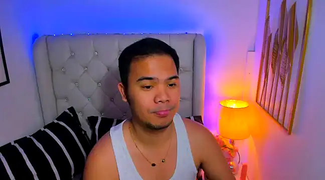 Snapshot of AsianZero chatting on 02-10-25, 08:10 AsianZero online show from 02-10-25, 08:10